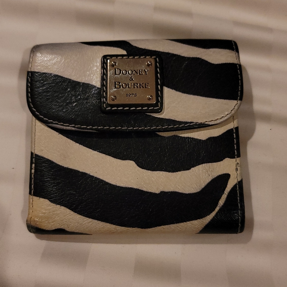 Wallet - Picture 2 of 4